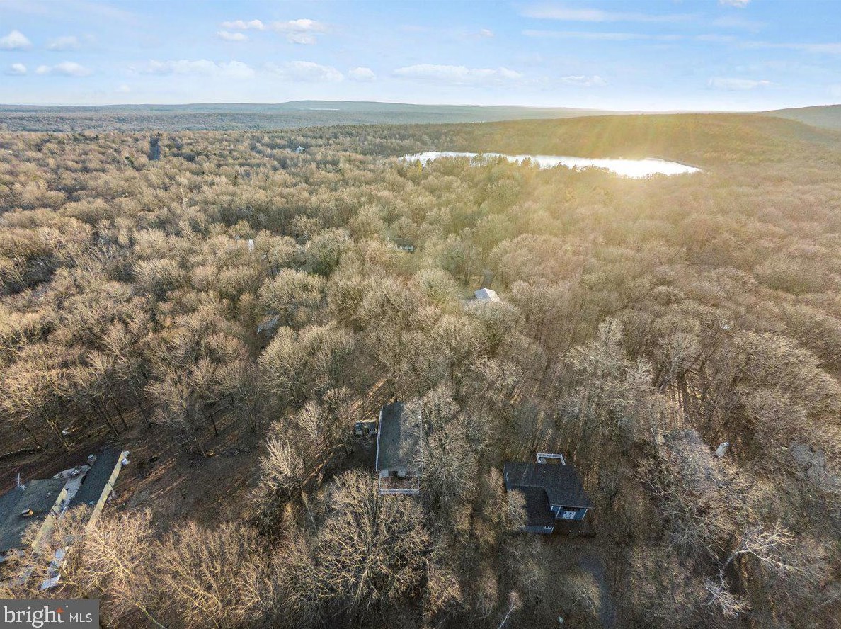 124 Fern Ridge Rd, Blakeslee, PA 18610