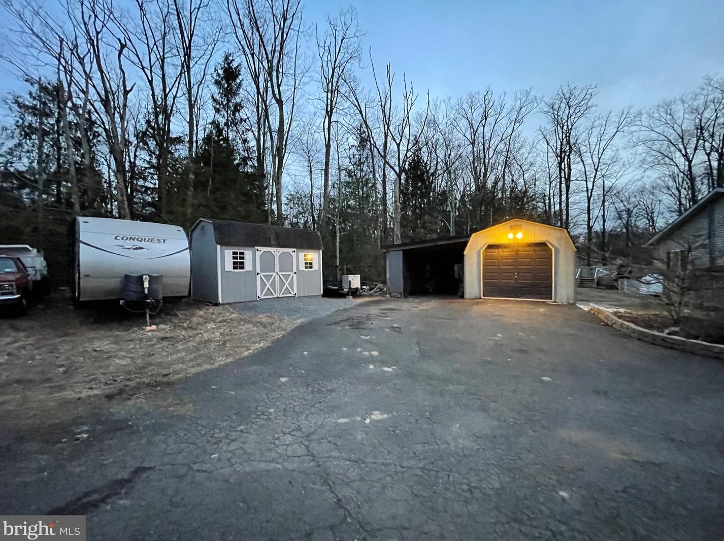 3265 Pocono Dr, East Stroudsburg, PA 18302-8054