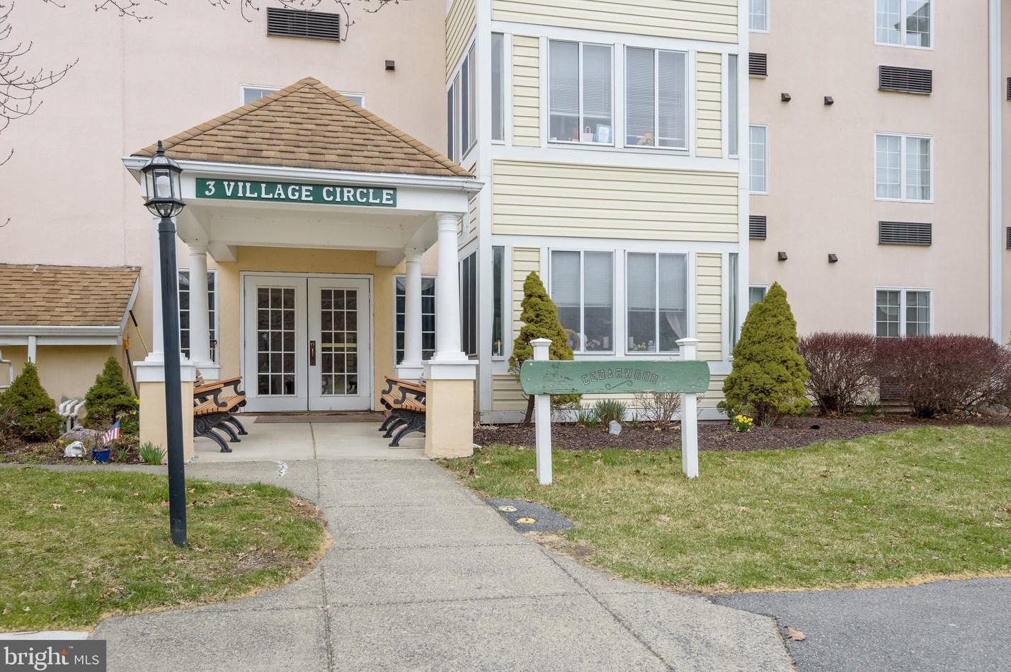 3 Village Circle #105, Stroudsburg, PA 18360
