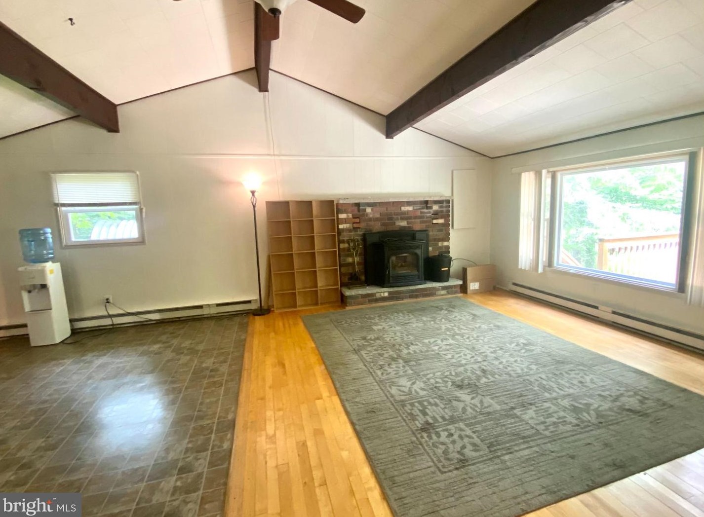 2221 Lehigh Dr, Pocono Lake, PA 18347-8022