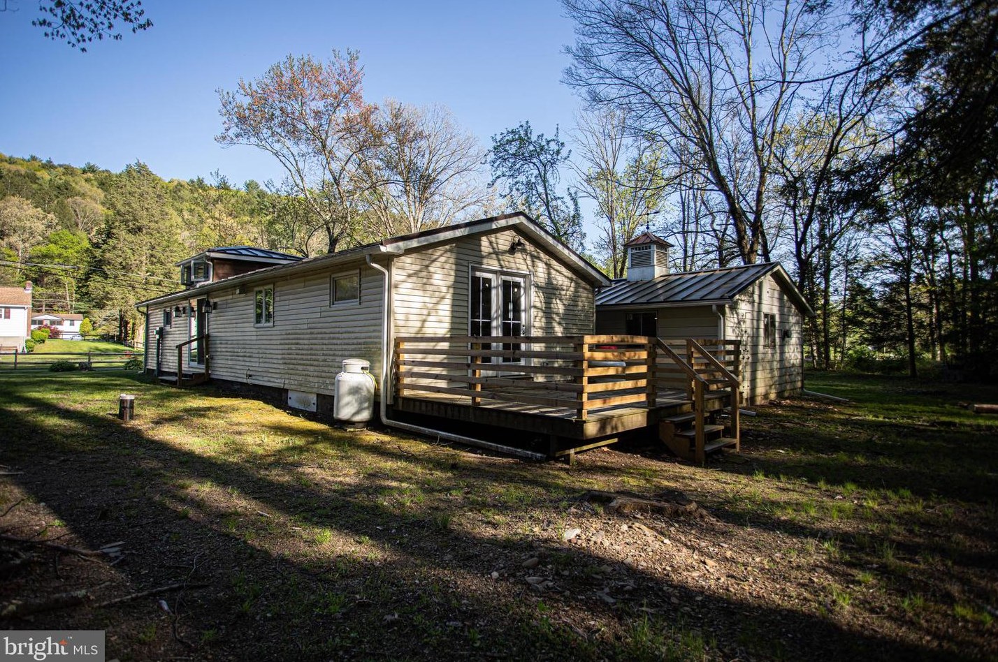 907 Princess Ln, Kunkletown, PA 18058