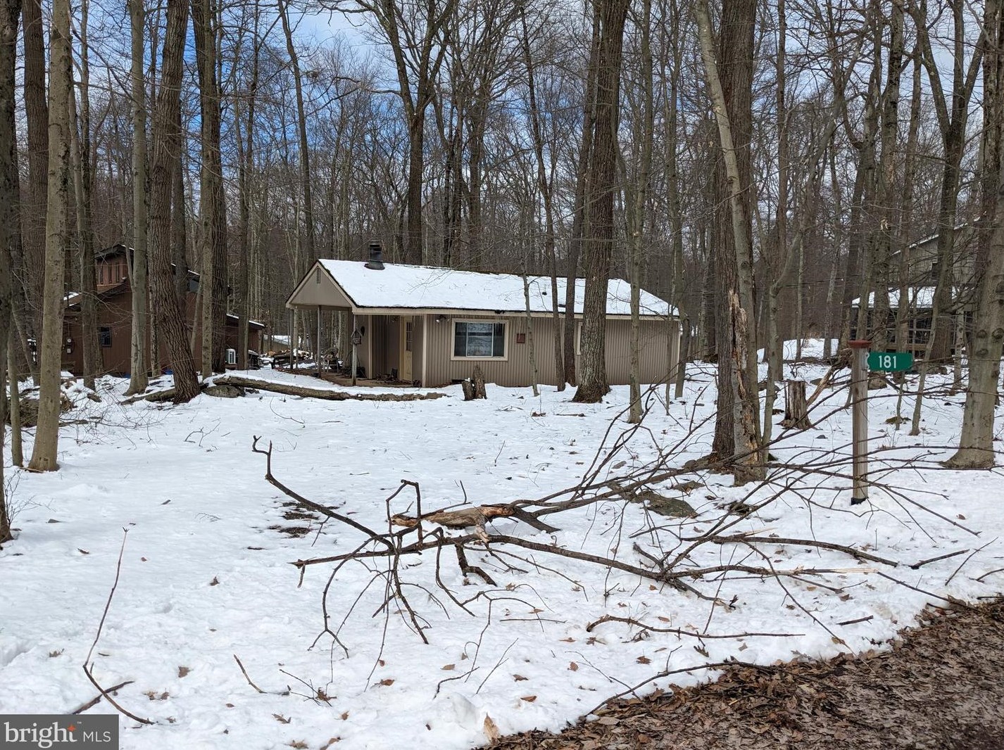 181 Elk Run Rd, Pocono Lake, PA 18347