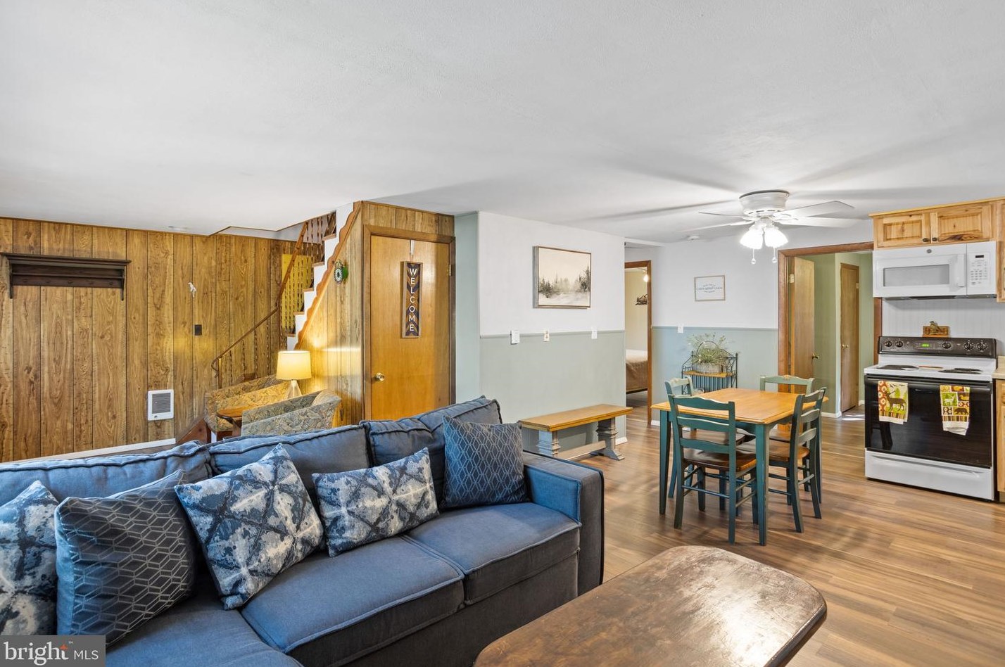307 N Arrow Dr, Pocono Lake, PA 18347