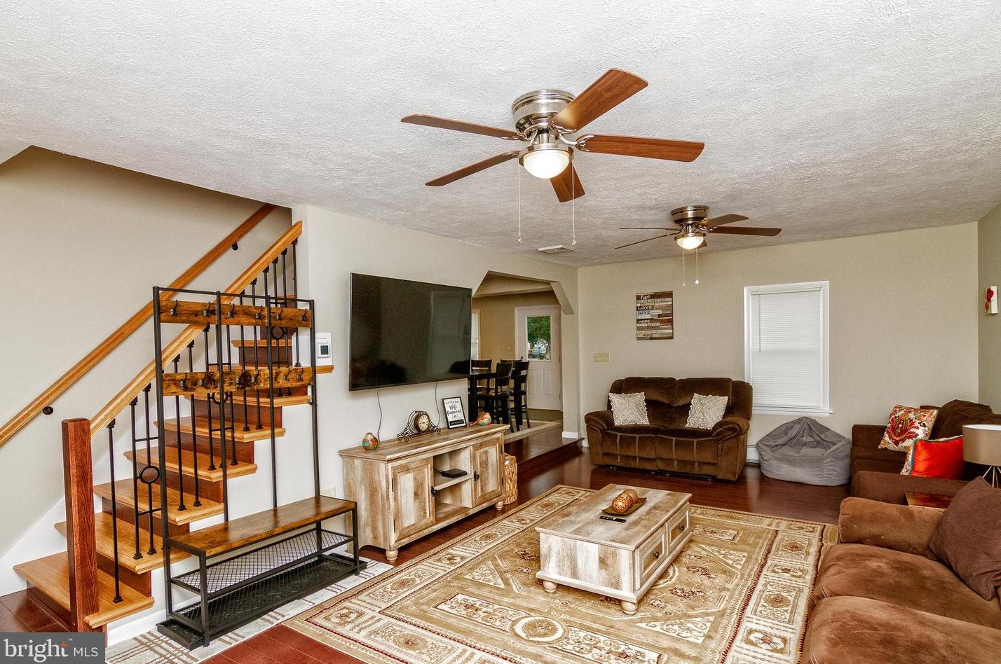 235 Learn Rd, Tannersville, PA 18372
