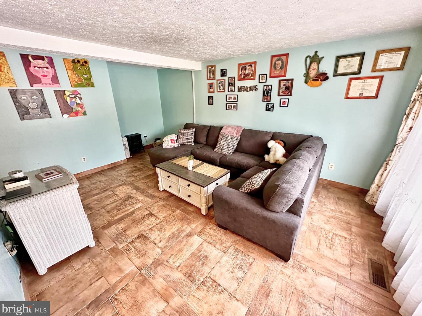 223 Footprint Rd, East Stroudsburg PA  18302-9394 exterior