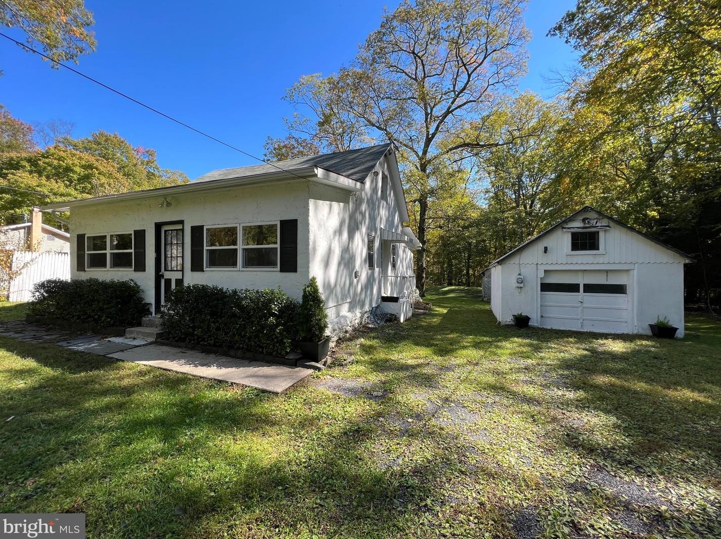 1412 Resica Falls Rd, East Stroudsburg, PA 18302