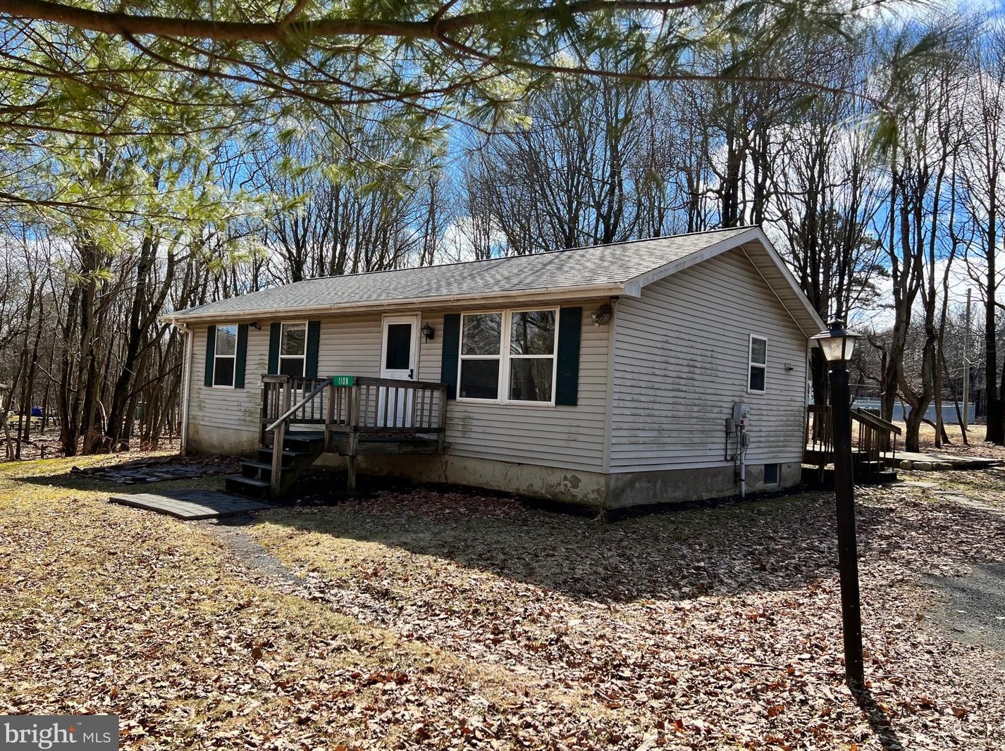 1108 Sunside Rd, Long Pond, PA 18334
