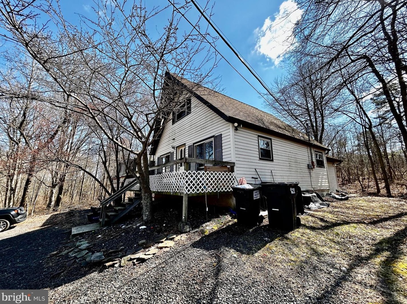 1360 Clover Rd, Long Pond, PA 18334