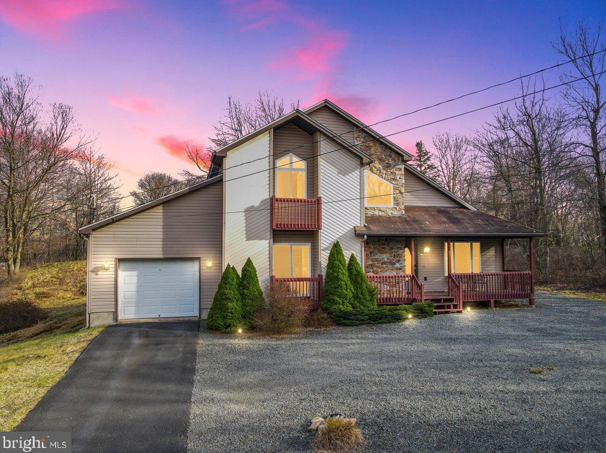 232 Beaver Dam Rd, Long Pond, PA 18334-7710