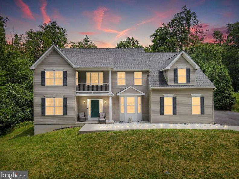 387 Shawnee Valley Dr, East Stroudsburg, PA 18302