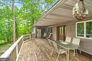 125 Talon Dr, Tannersville, PA 18372 - Photo 2