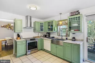 9839 Deerwood Dr, Tobyhanna, PA 18466 - Photo 8