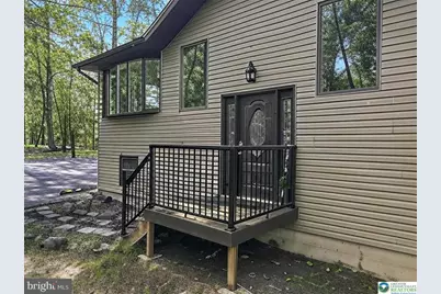 115 White Oak Court, Tannersville, PA 18372 - Photo 2