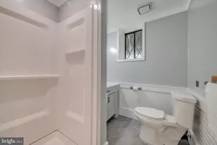 86 Lower Lakeview Dr, East Stroudsburg, PA 18302 - Photo 36