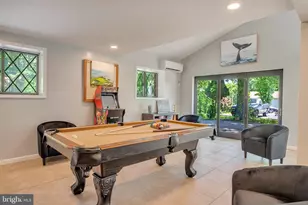 86 Lower Lakeview Dr, East Stroudsburg, PA 18302 - Photo 32