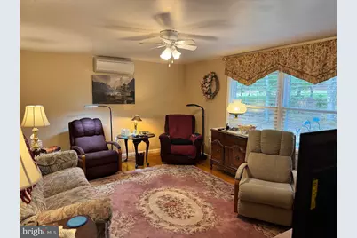 692 Watercrest Avenue, Effort, PA 18330 - Photo 4