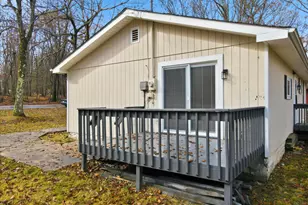 395 Sullivan Trail, Long Pond, PA 18334 - Photo 14