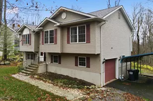 163 Long Woods Rd, Tobyhanna, PA 18466 - Photo 2