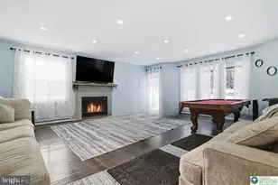 7814 Lake Shore Dr, Pocono Lake, PA 18347 - Photo 8