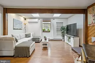 635 Patriot Ln, Pocono Summit, PA 18346 - Photo 2