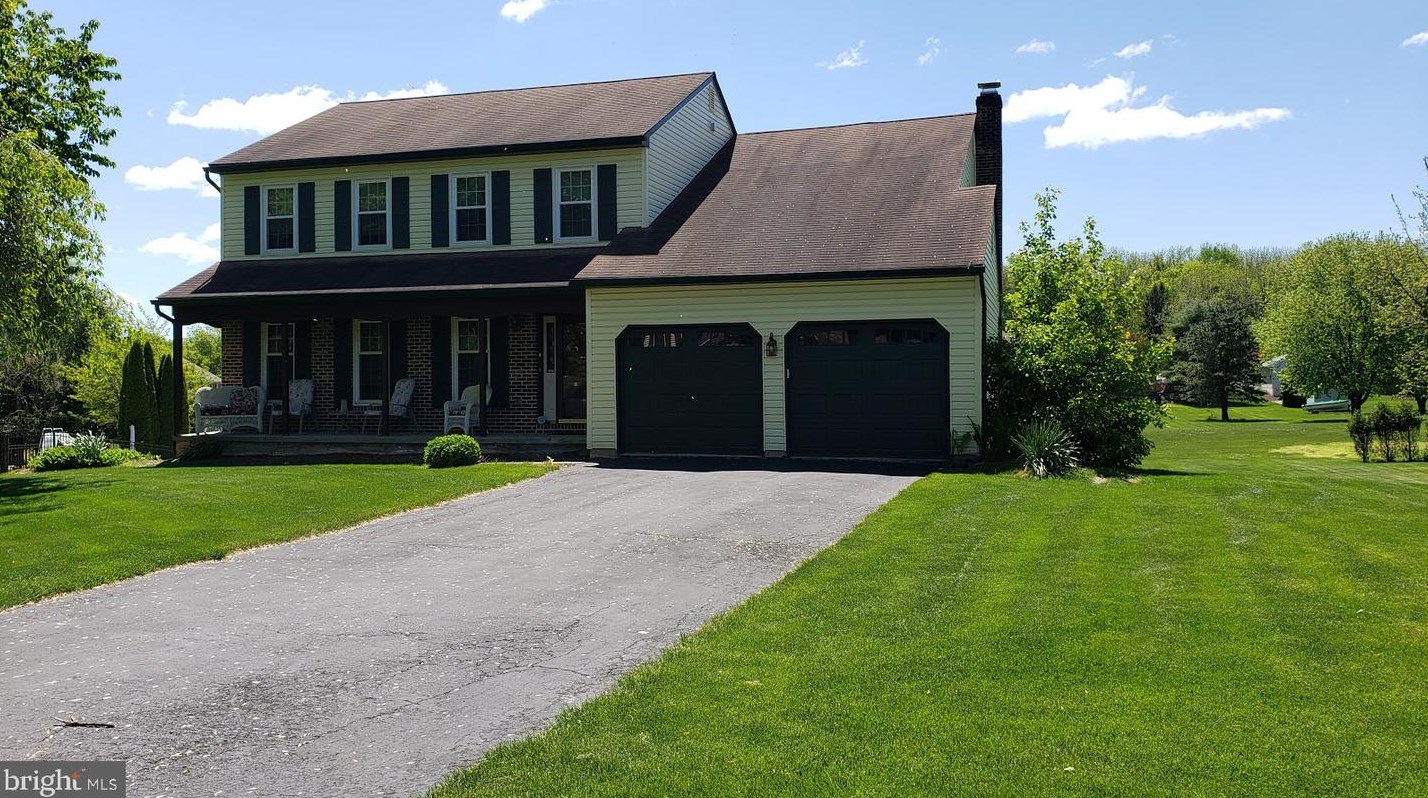 5605 Halbea St, Bethlehem, PA 18017-9294