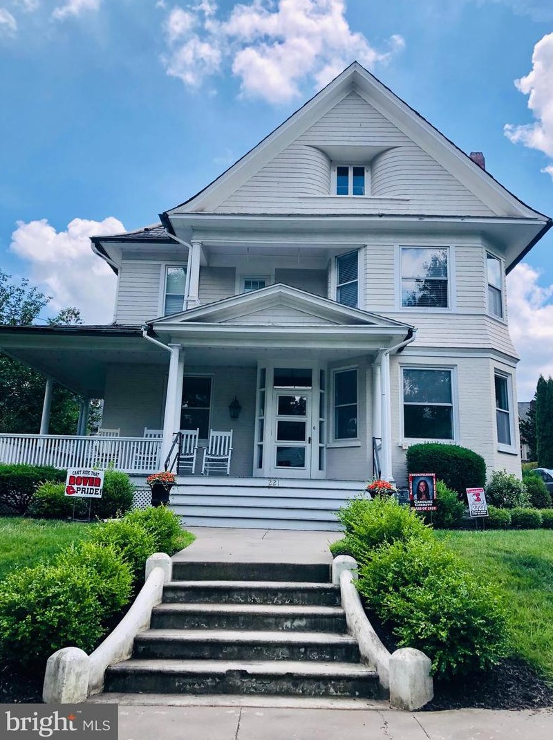 221 Burke St, Easton, PA 18042