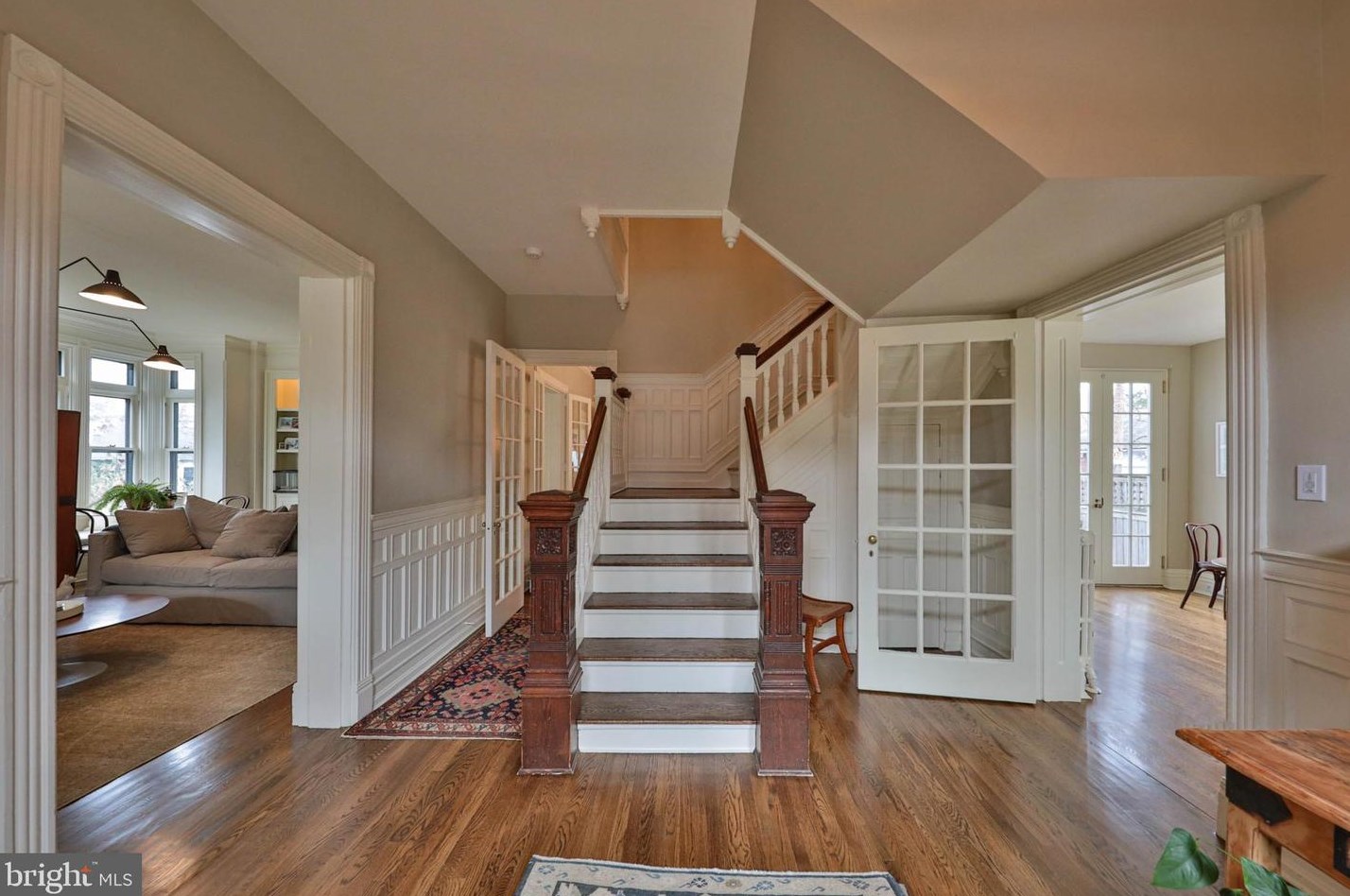 55 Church St, Bethlehem, PA 18018-6022