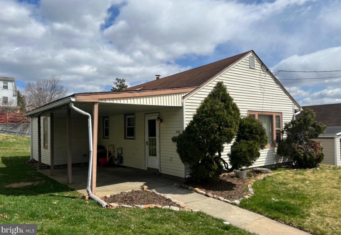 1025 Rockland St, Bethlehem, PA 18017-6018