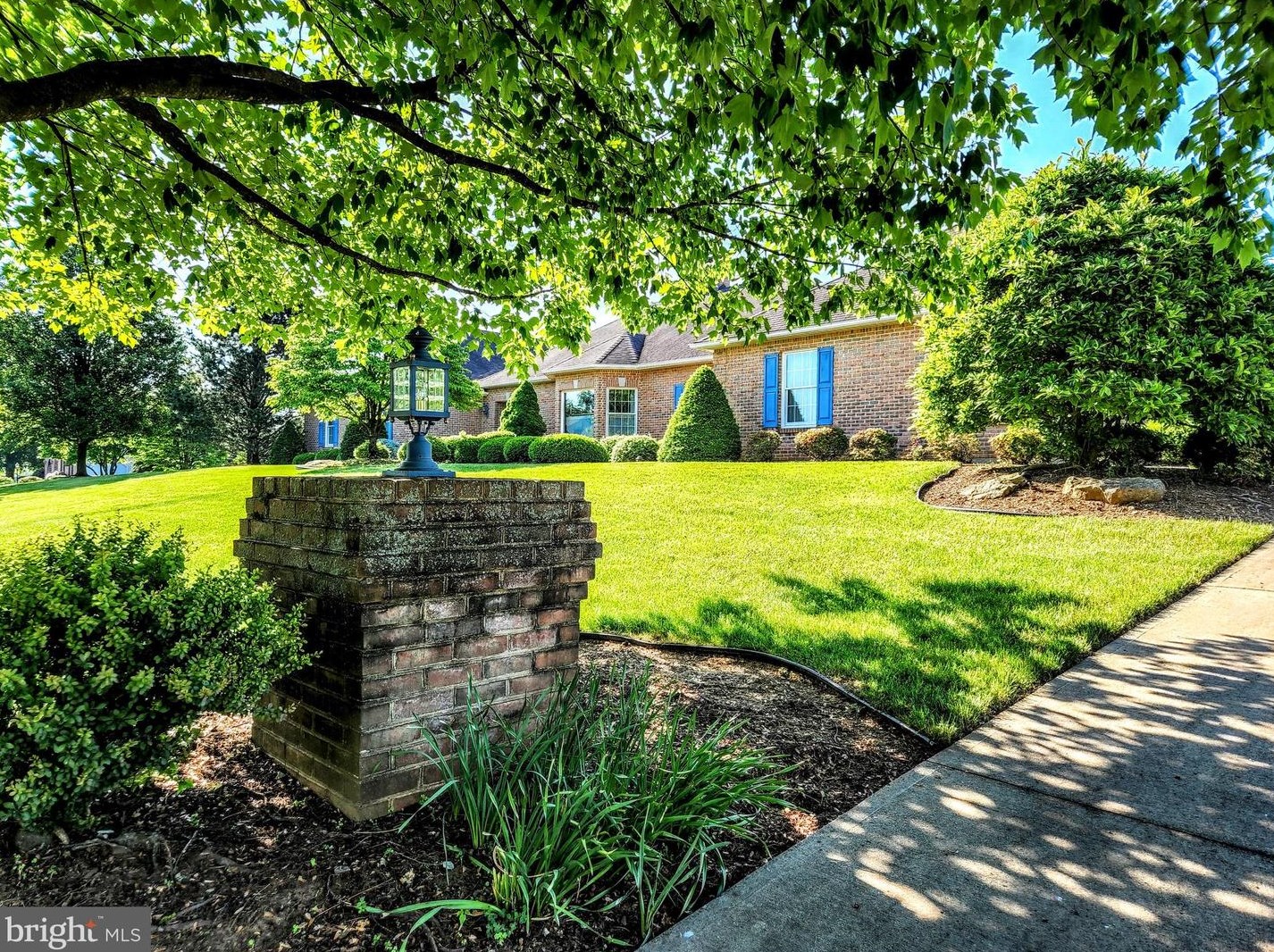 5823 Shows Rd, Bethlehem, PA 18017-8783