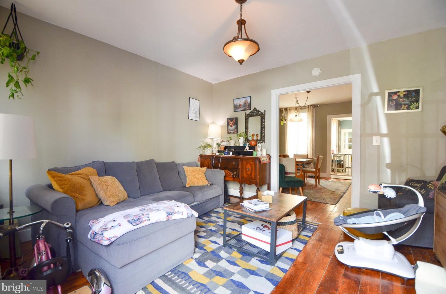 27 Warren St, Easton, PA 18042-3372