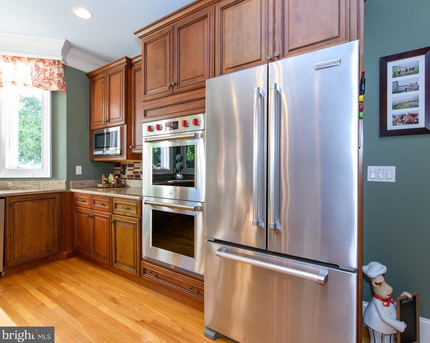 2730 Imperial Crest Ln, Hellertown PA  18055-3174 exterior