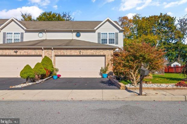 1500 Hawthorn Dr, Easton, PA 18040-5834