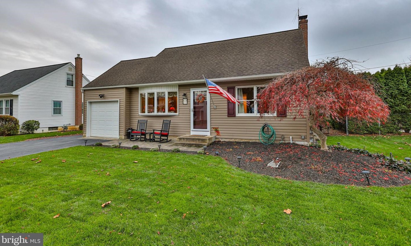 3018 Fischer Rd, Easton, PA 18045-2417