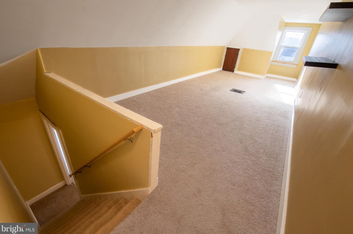 1151 Wood Ave, Easton PA  18042-3271 exterior