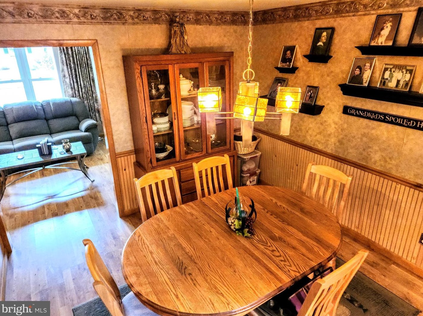 2115 Dewey Ave, Northampton PA  18067-1230 exterior