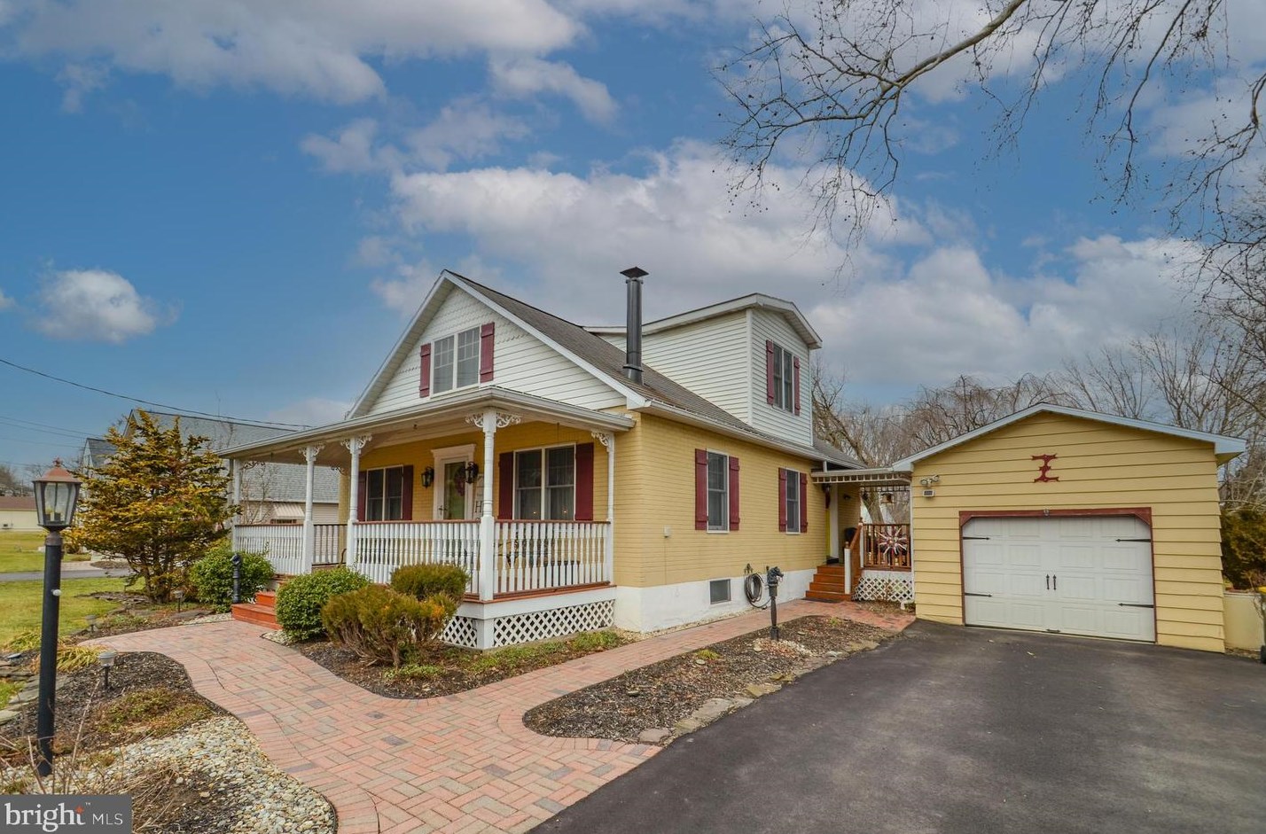 67 Tatamy Rd, Nazareth, PA 18064-2427