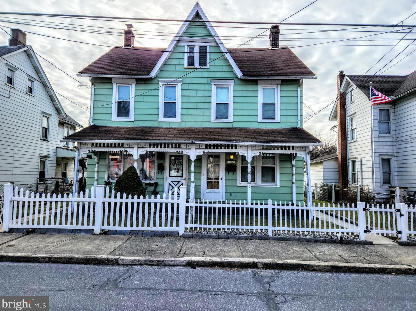 1666 Newport Ave, Northampton, PA 18067-1448