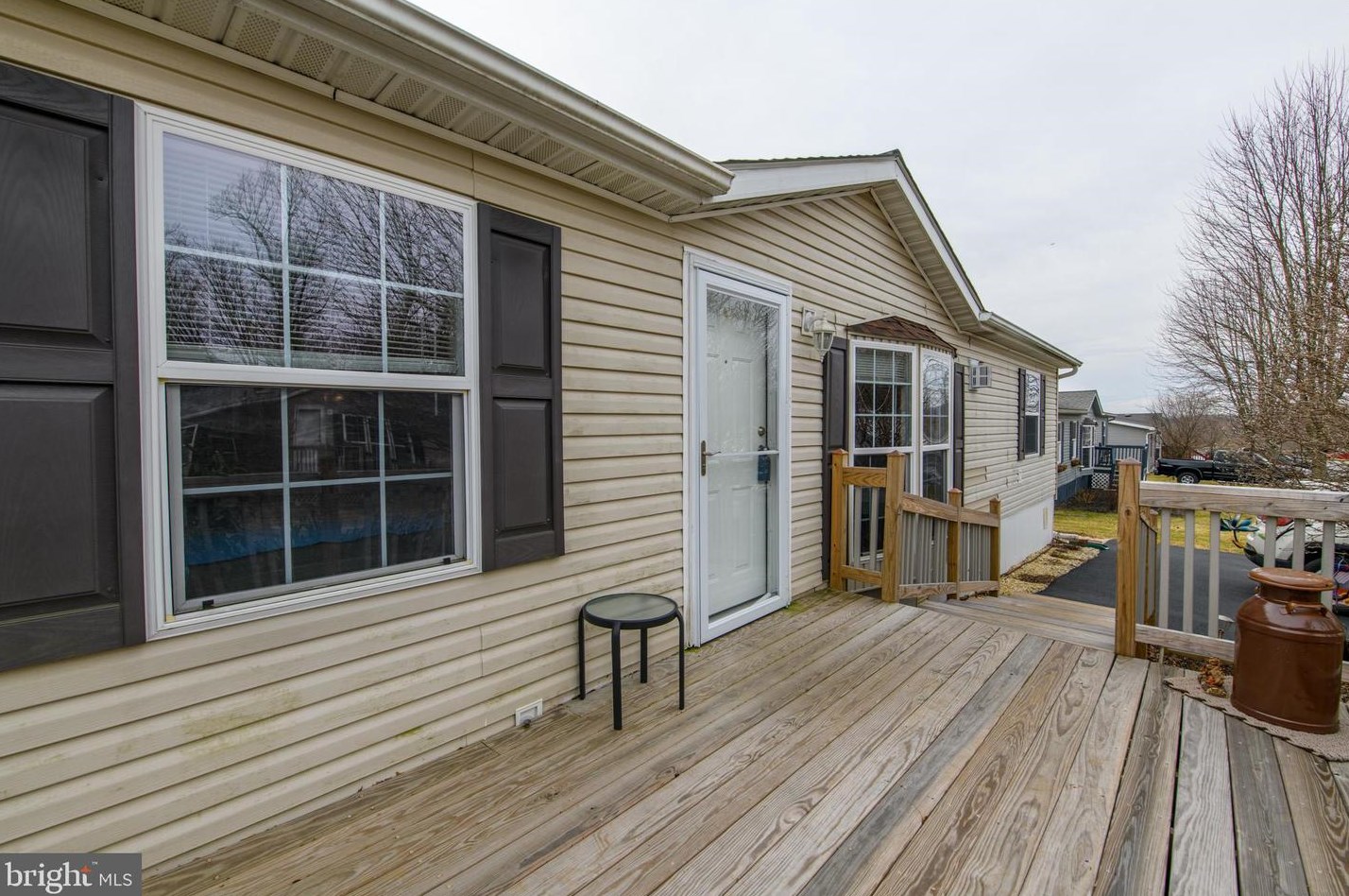 4187 Independence Ln, Walnutport, PA 18088