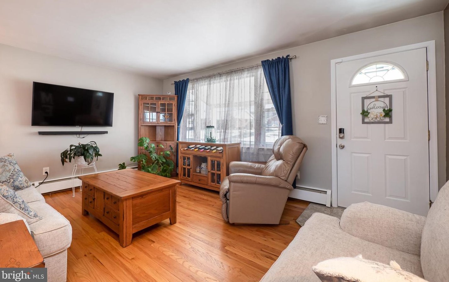 325 Willow Ave, Walnutport, PA 18088