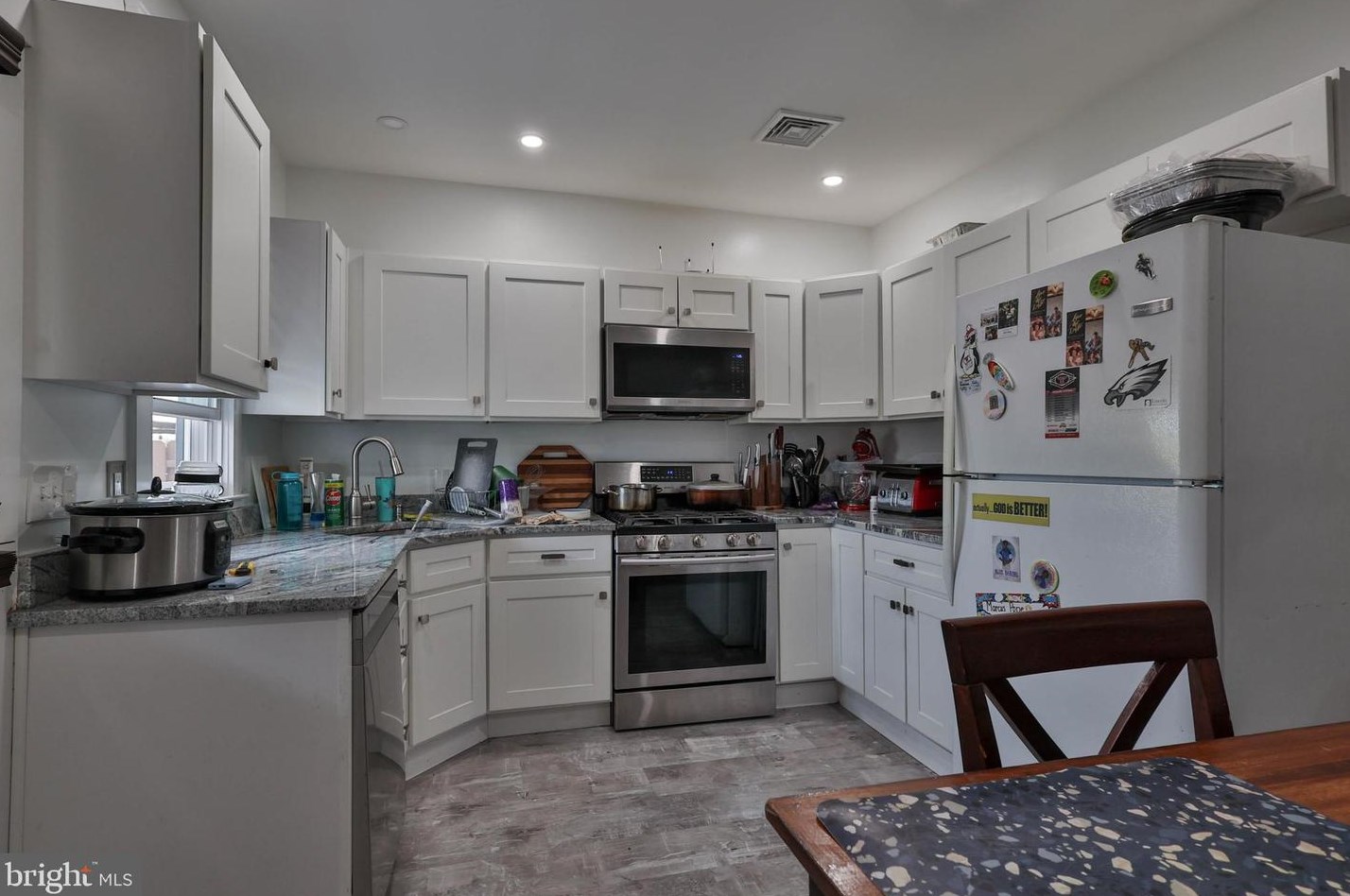 942 Fernwood St, Bethlehem PA  18018-4414 exterior