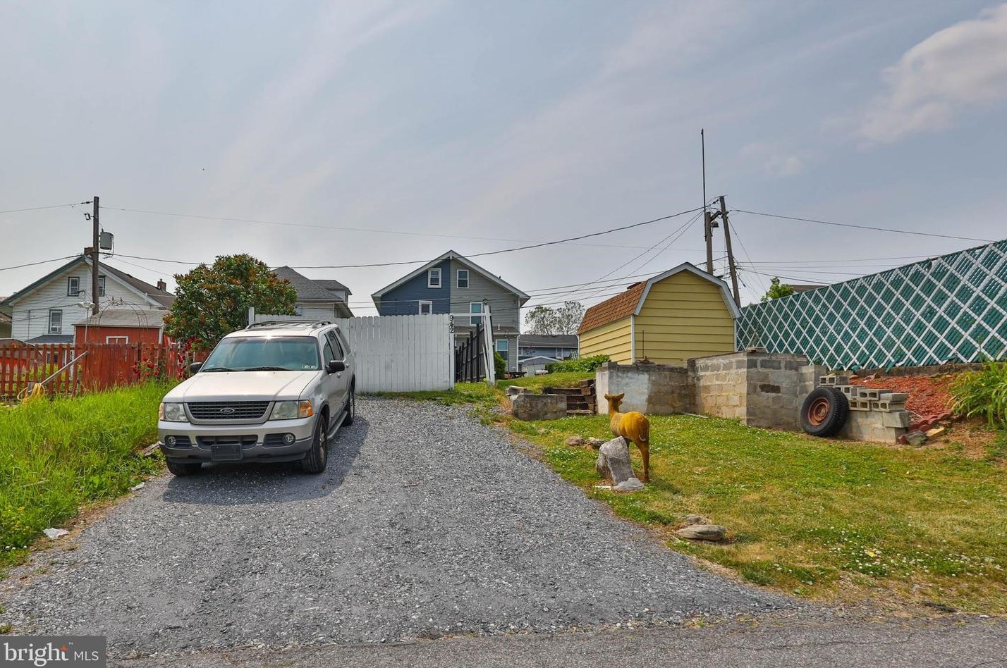 942 Fernwood St, Bethlehem PA  18018-4414 exterior