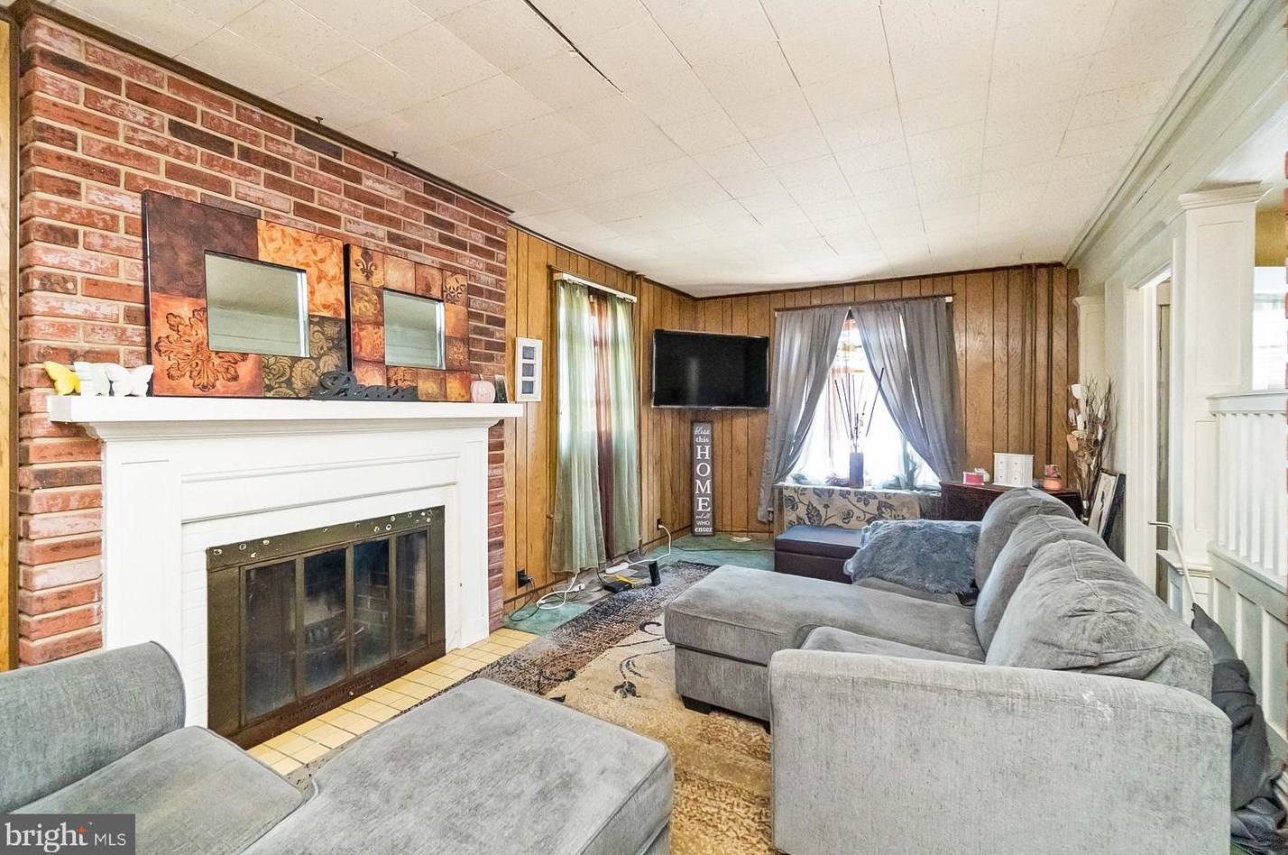 1315 Lenox Ave, Bethlehem, PA 18018-2442