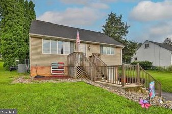 2916 Clayton St, Easton, PA 18045-2523