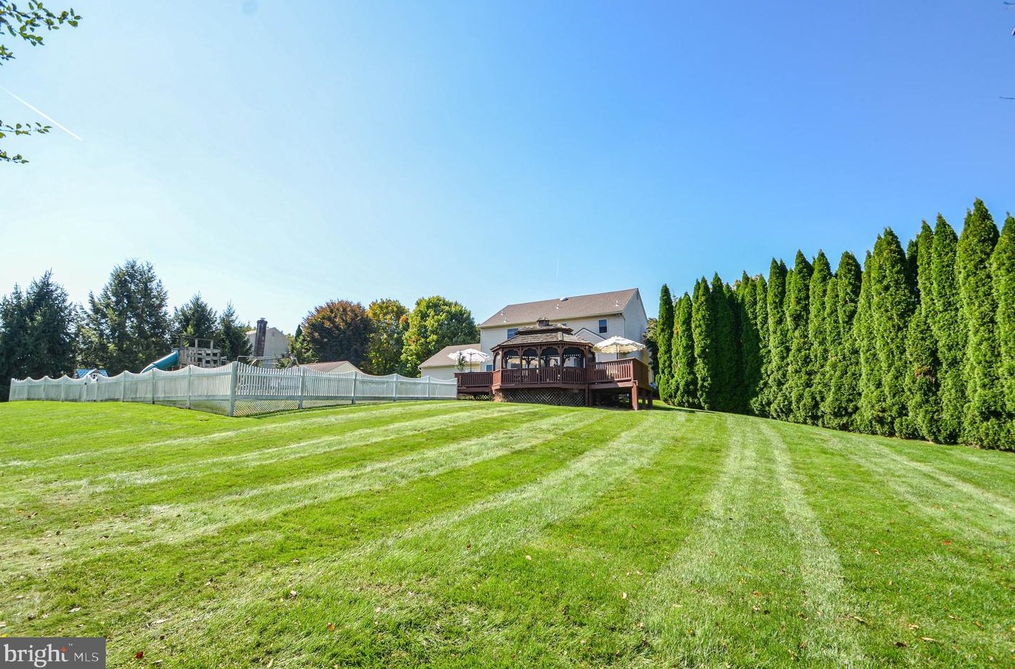 5753 Shady Ln, Nazareth, PA 18064