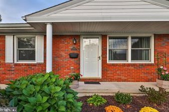 1166 7th St, Catasauqua, PA 18032