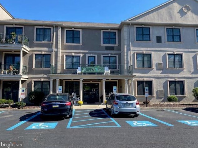 2121 Hokendauqua Ave ##114, Northampton, PA 18067