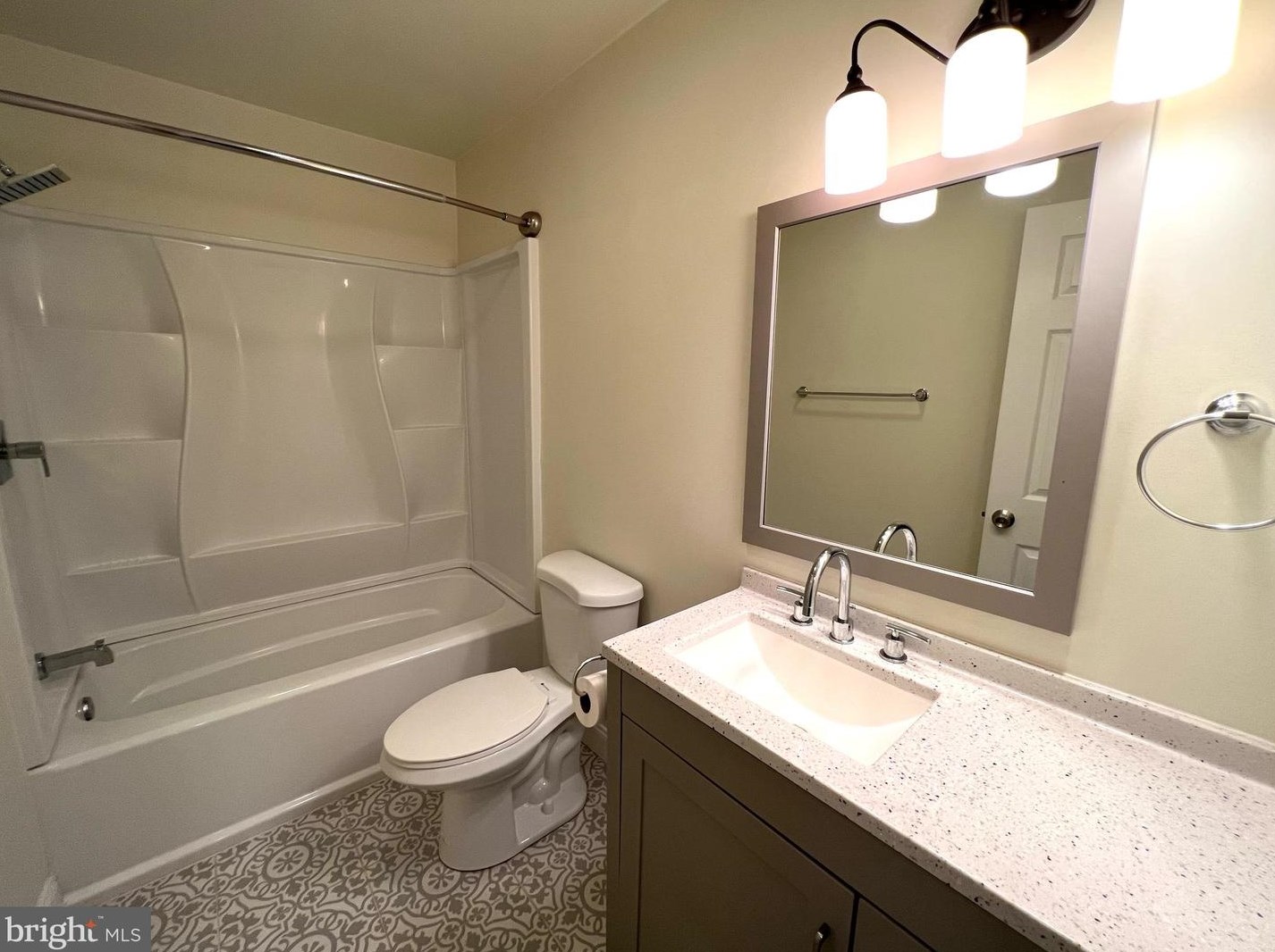 1414 Jadden Ct, Bethlehem PA  18015-9436 exterior