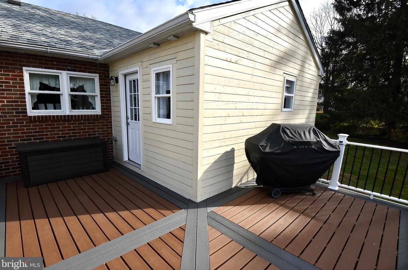 3255 Santee Rd, Bethlehem PA  18020-2833 exterior
