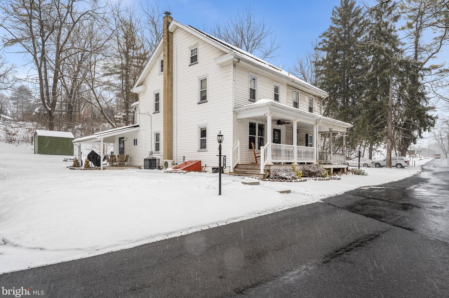 16 Walter Ave, Easton, PA 18045-2250