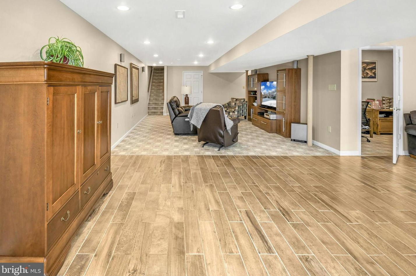 1857 Caryn Dr, Hellertown PA  18055-3423 exterior